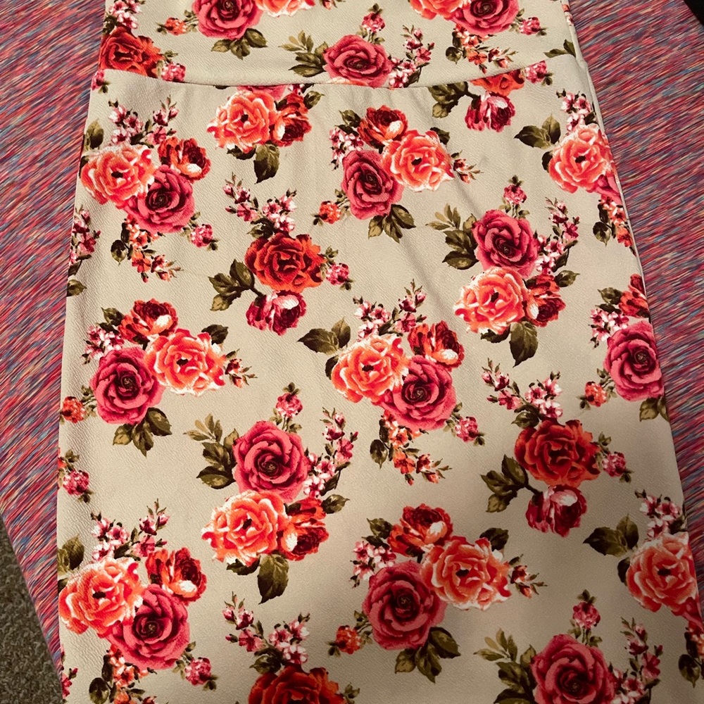 Lularoe Cassie
